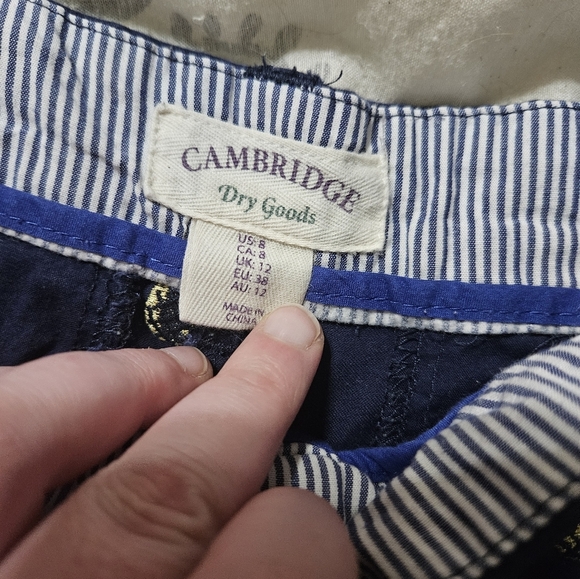 Cambridge pineapple print chino shorts! - Picture 2 of 6